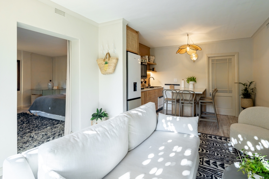 To Let 2 Bedroom Property for Rent in Camps Bay Western Cape